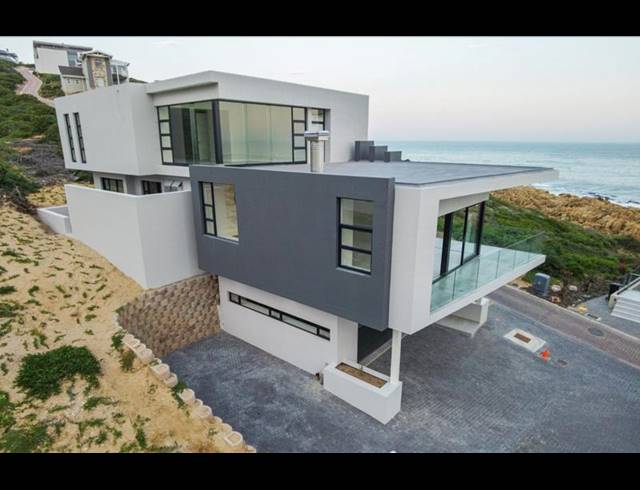 4 BEDROOM HOUSE FOR SALE IN PINNACLE POINT GOLF ESTATE